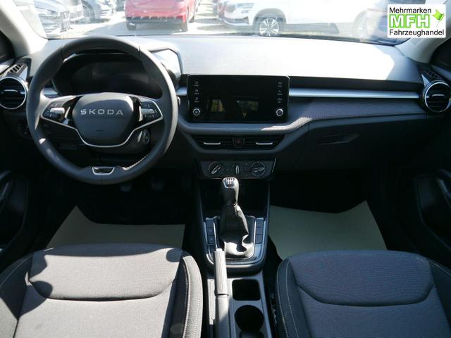 Skoda Fabia Selection 1.0 TSI *NAVI-&Uuml;BER-SMARTLINK*PDC-HI*LED*SHZ*KLIMA*RADIO 
