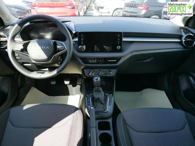 Skoda Fabia Selection 1.0 TSI *NAVI-&Uuml;BER-SMARTLINK*PDC-HI*LED*SHZ*KLIMA*RADIO 