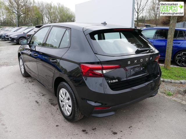 Skoda Fabia Selection 1.0 TSI DSG*NAVI-&Uuml;BER-SMARTLINK*LED*PDC-HI*SHZ*DAB*KLIMA 