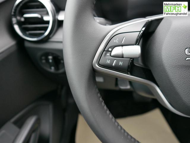 Skoda Fabia Selection 1.0 TSI DSG*NAVI-&Uuml;BER-SMARTLINK*LED*PDC-HI*SHZ*DAB*KLIMA 