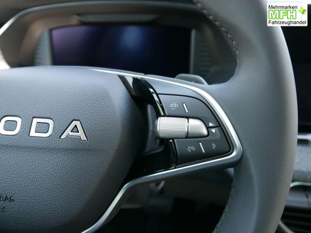Skoda Octavia Combi Selection 2.0 TDI DSG*AHK-SCHWENKBAR*ACC*LED*PDC*SHZ*SMARTLINK 