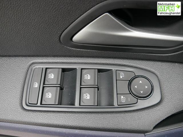 Dacia Duster Expression 3 TCe 4x2*NAVI-&Uuml;BER-SMARTLINK*AHK*PDC-KAMERA*LED*SHZ*17-ZOLL 
