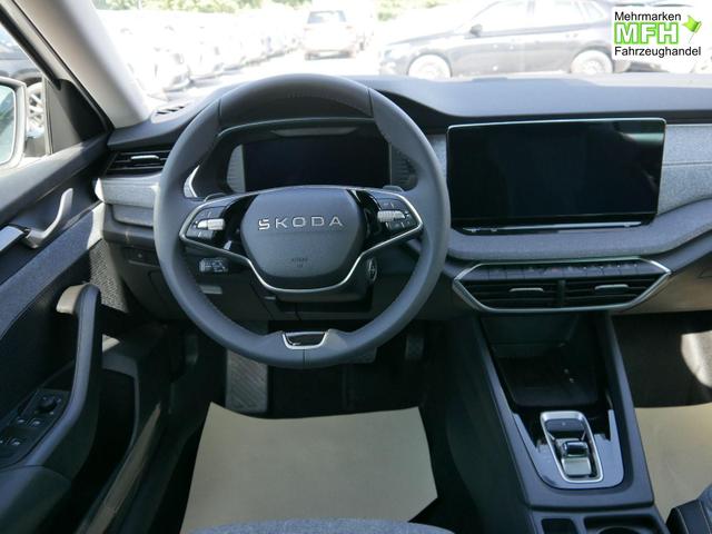 Skoda Octavia Combi Selection 2.0 TDI DSG*AHK-SCHWENKBAR*ACC*LED*PDC*SHZ*SMARTLINK 