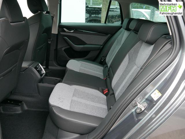 Skoda Octavia Combi Selection 1.5 TSI mHEV DSG*AHK-SCHW*ACC*PDC*LED*SHZ*SMARTLINK*KLIMA 