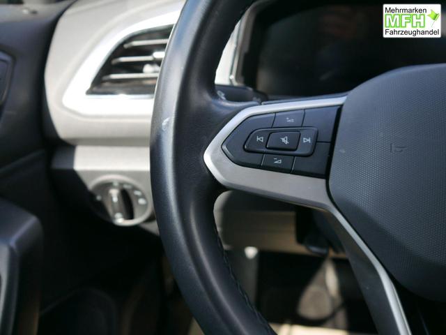 Volkswagen T-Roc LIFE 1.5 TSI DSG Life*NAVI-&Uuml;BER-SMARTLINK*PDC*LED*SHZ*KLIMA*TEMPOMAT*DAB 