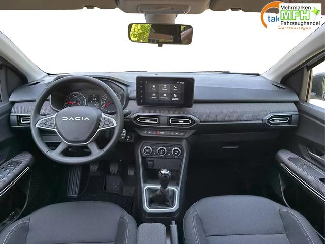 Beispielbilder, ggf. teilweise mit Sonderausstattung