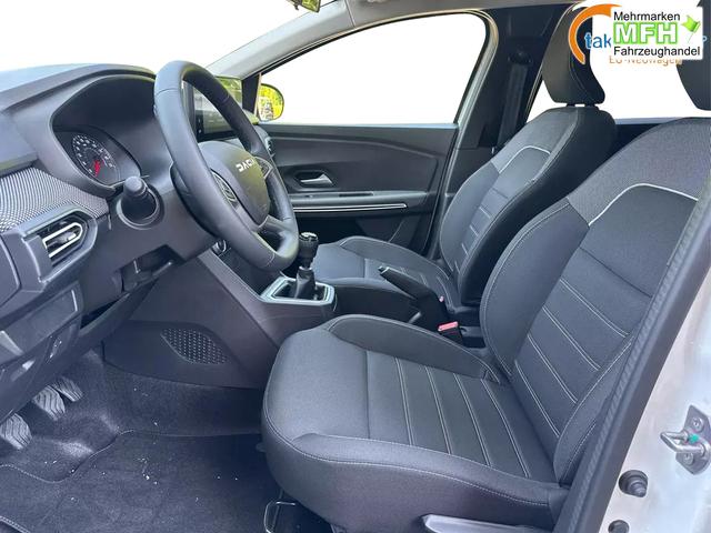 Beispielbilder, ggf. teilweise mit Sonderausstattung