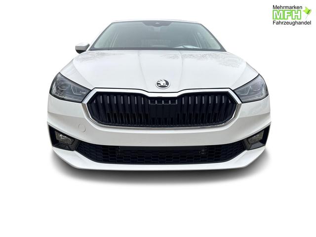 Beispielbilder, ggf. teilweise mit Sonderausstattung