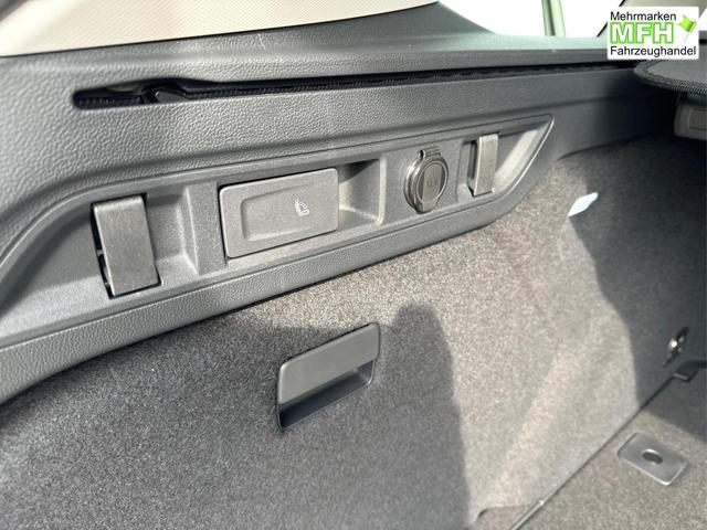 Beispielbilder, ggf. teilweise mit Sonderausstattung