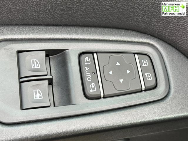 Renault / Trafic / / / / 