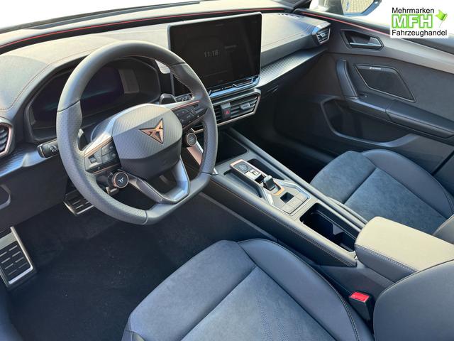 Beispielbilder, ggf. teilweise mit Sonderausstattung