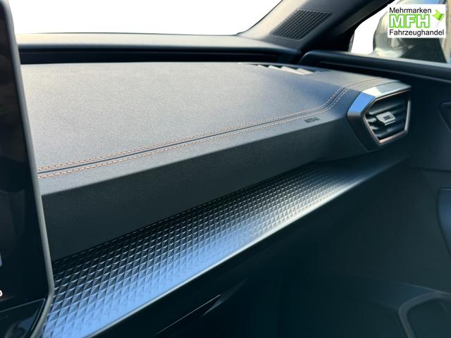 Beispielbilder, ggf. teilweise mit Sonderausstattung