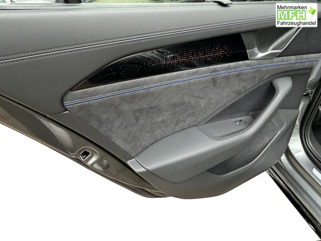 Beispielbilder, ggf. teilweise mit Sonderausstattung