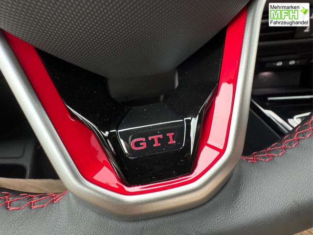 Volkswagen / Golf / / / / , Beispielbilder, ggf. teilweise mit Sonderausstattung