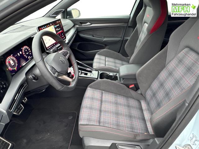 Volkswagen / Golf / / / / , Beispielbilder, ggf. teilweise mit Sonderausstattung