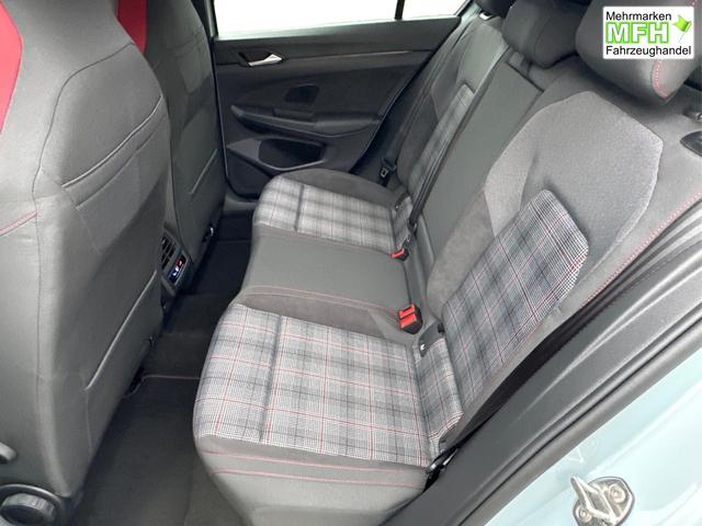 Volkswagen / Golf / / / / , Beispielbilder, ggf. teilweise mit Sonderausstattung