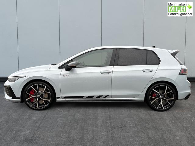 Volkswagen / Golf / / / / , Beispielbilder, ggf. teilweise mit Sonderausstattung