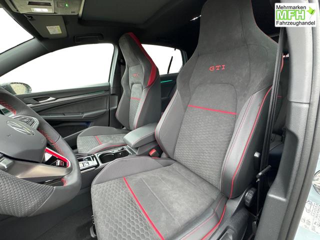 Volkswagen / Golf / / / / , Beispielbilder, ggf. teilweise mit Sonderausstattung