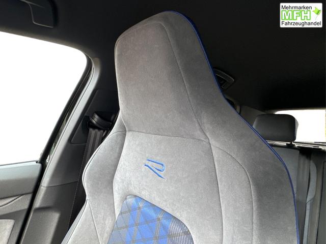 Volkswagen / Golf / Schwarz / / / LED MATRIX+ PDC +KAMERA+ KLIMAUT.18 LM, Beispielbilder, ggf. teilweise mit Sonderausstattung