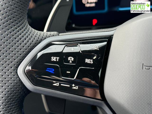 Volkswagen / Golf / Schwarz / / / LED MATRIX+ PDC +KAMERA+ KLIMAUT.18 LM, Beispielbilder, ggf. teilweise mit Sonderausstattung