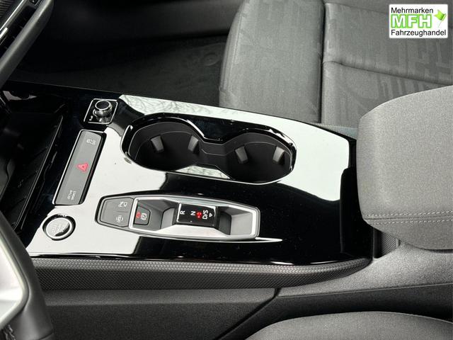 Audi / A5 Avant / / / / AHK+KAMERA+EL. HECKKL.+NAVI+SHZ+17 LM