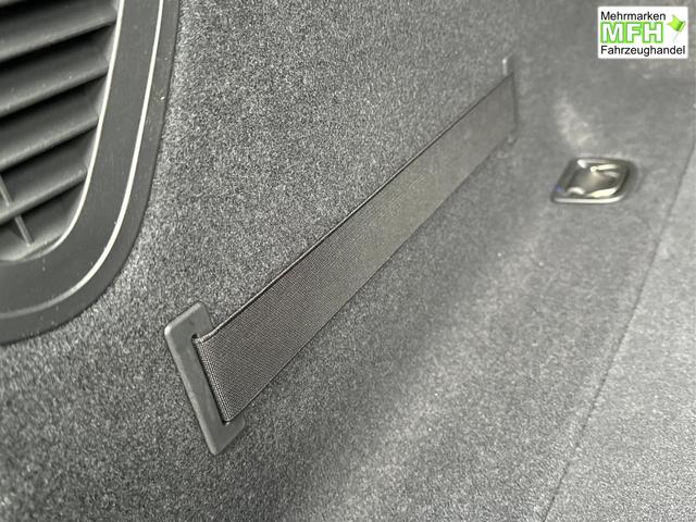 Audi / A5 Avant / / / / AHK+KAMERA+EL. HECKKL.+NAVI+SHZ+17 LM