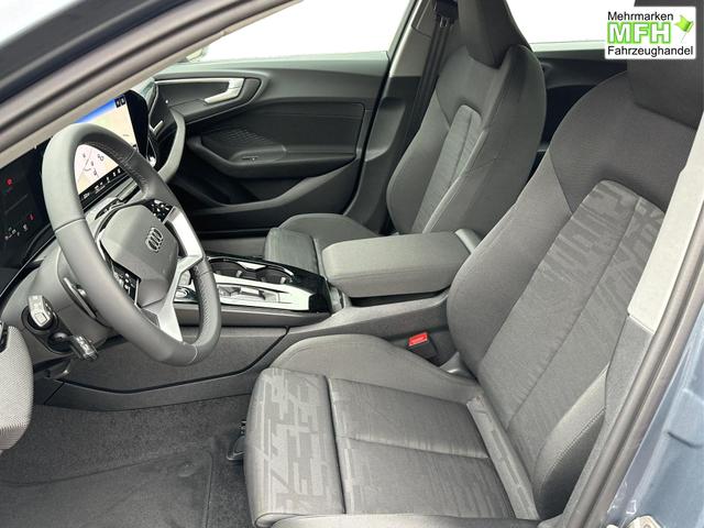 Audi / A5 Avant / / / / AHK+KAMERA+EL. HECKKL.+NAVI+SHZ+17 LM