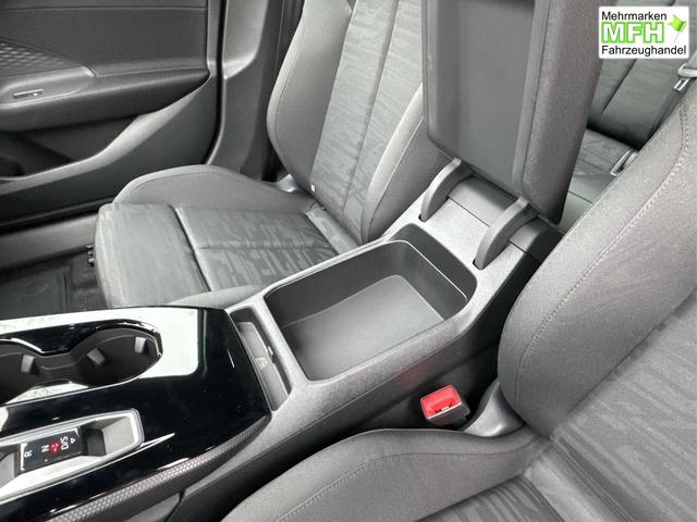 Audi / A5 Avant / / / / AHK+KAMERA+EL. HECKKL.+NAVI+SHZ+17 LM