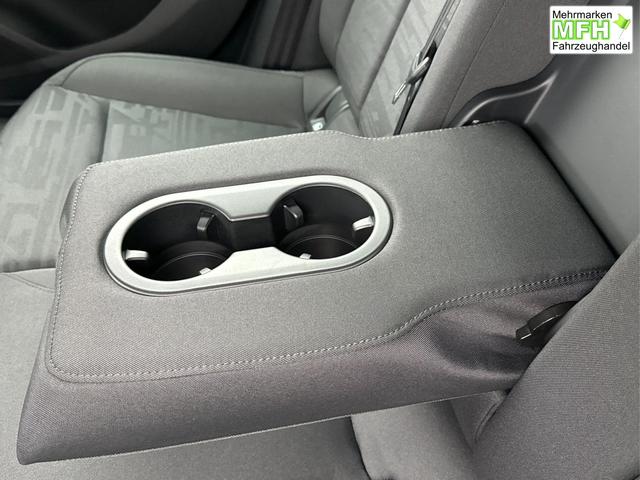 Audi / A5 Avant / / / / AHK+KAMERA+EL. HECKKL.+NAVI+SHZ+17 LM