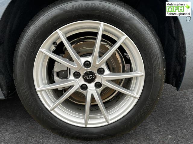 Audi / A5 Avant / / / / AHK+KAMERA+EL. HECKKL.+NAVI+SHZ+17 LM