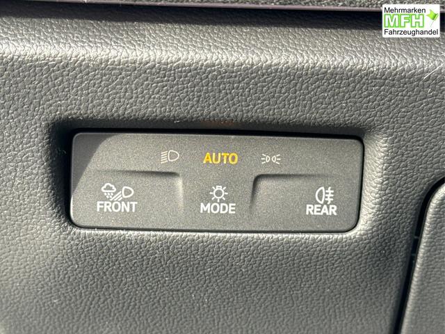 Volkswagen / Passat Variant / Grau / / / 4WD+AHK+PANO+HARMAN+19+BLACK STYLE, Beispielbilder, ggf. teilweise mit Sonderausstattung