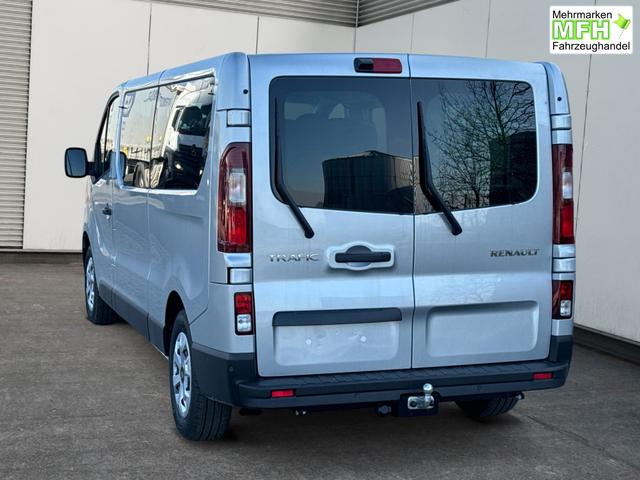 Renault / Trafic / / / / 