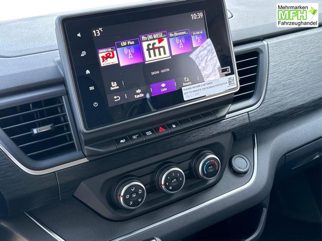 Renault / Trafic / / / / 