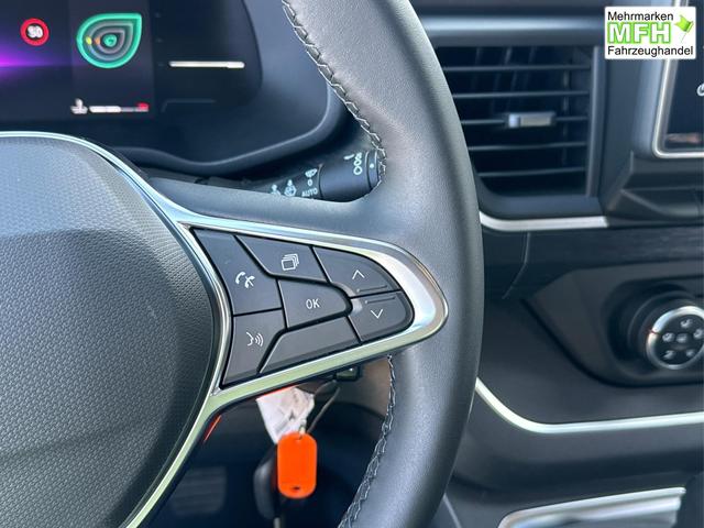 Renault / Trafic / / / / 