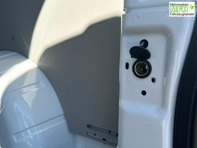 Volkswagen / T7 Kastenwagen / / / / LED+KLIMA+PDC+LANE ASSIST+FL&Uuml;GELT&Uuml;REN