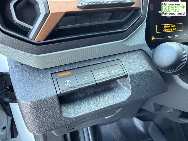 Dacia / Duster / / / / KAMERA+PDC+KLIMA+SHZ+17ALU