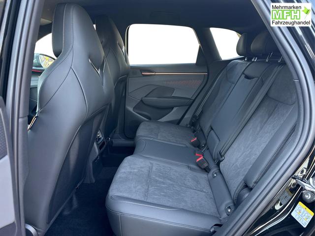 Beispielbilder, ggf. teilweise mit Sonderausstattung