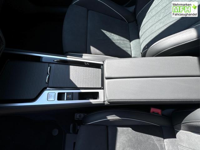 Volkswagen / Passat Variant / / / / DSG+NAVI+MATRIX+MASSAGE+ACC+KAMERA