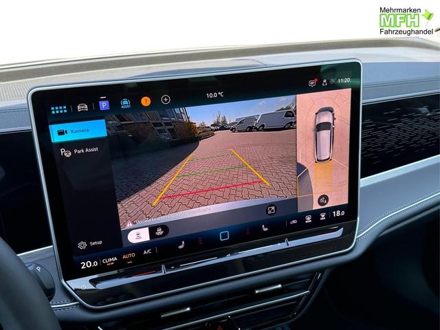 Volkswagen / Passat Variant / / / / DSG+NAVI+MATRIX+MASSAGE+ACC+KAMERA