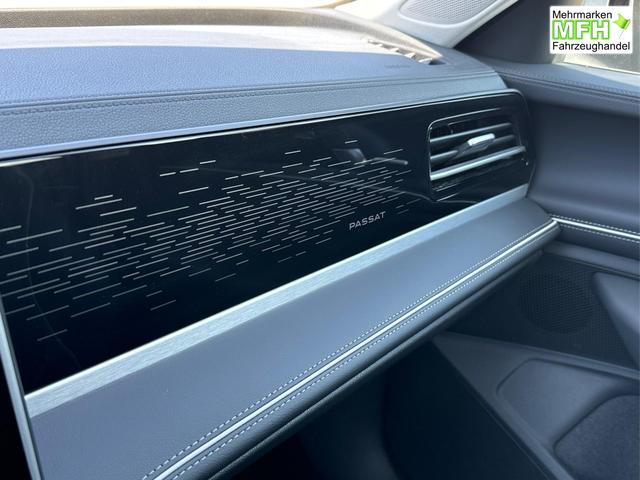 Volkswagen / Passat Variant / / / / DSG+NAVI+MATRIX+MASSAGE+ACC+KAMERA