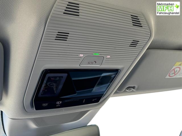 Volkswagen / Passat Variant / / / / DSG+NAVI+MATRIX+MASSAGE+ACC+KAMERA