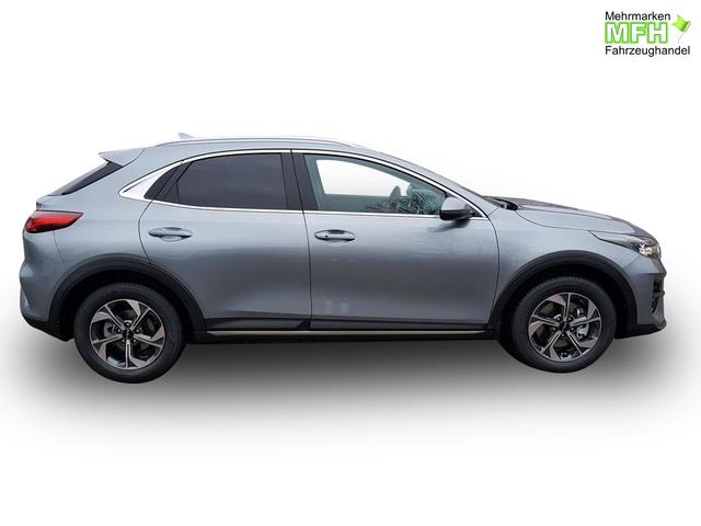 Beispielbilder, ggf. teilweise mit Sonderausstattung