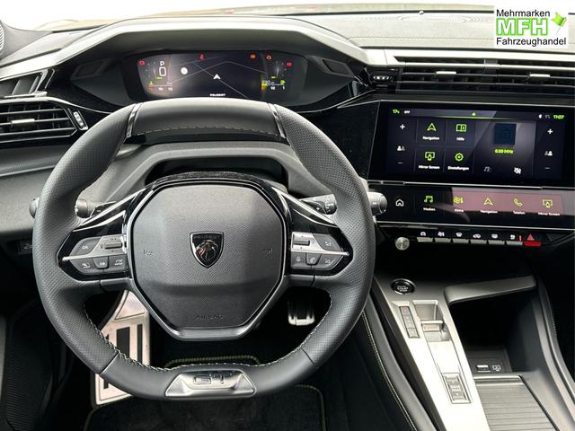 Peugeot / 408 / / / / 