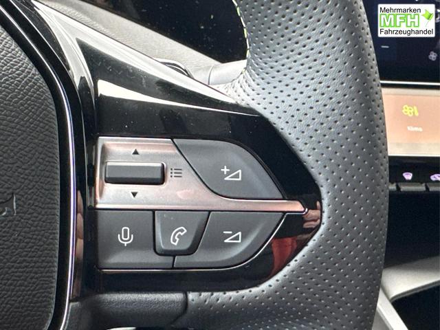 Peugeot / 408 / / / / 