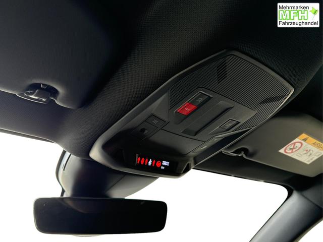 Peugeot / 408 / / / / 