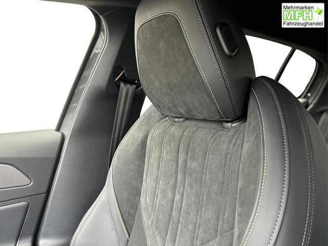 Peugeot / 408 / / / / 