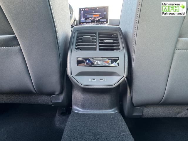 Beispielbilder, ggf. teilweise mit Sonderausstattung