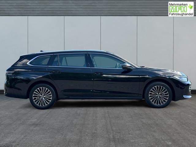 Volkswagen / Passat Variant / Schwarz / / / DSG+AHK+NAVI+MATRIX+MASSAGE+ACC+KAMERA