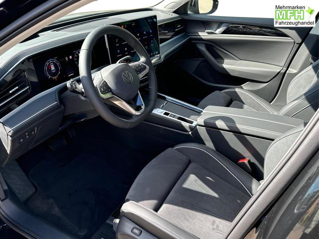 Volkswagen / Passat Variant / Schwarz / / / DSG+AHK+NAVI+MATRIX+MASSAGE+ACC+KAMERA