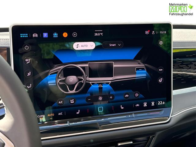 Volkswagen / Passat Variant / Schwarz / / / DSG+AHK+NAVI+MATRIX+MASSAGE+ACC+KAMERA